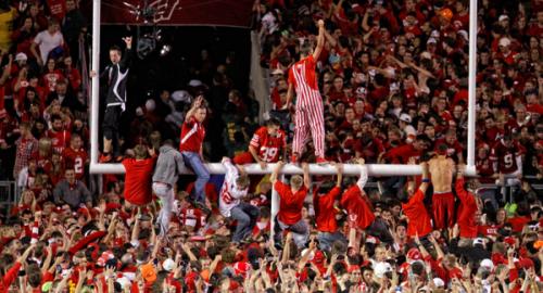 Wisconsin Badgers College Football Fans